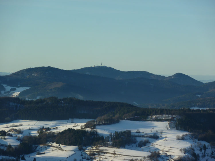 Berg Blauen im Schwarzwald vom Aussichtsturm Hohe Möhr