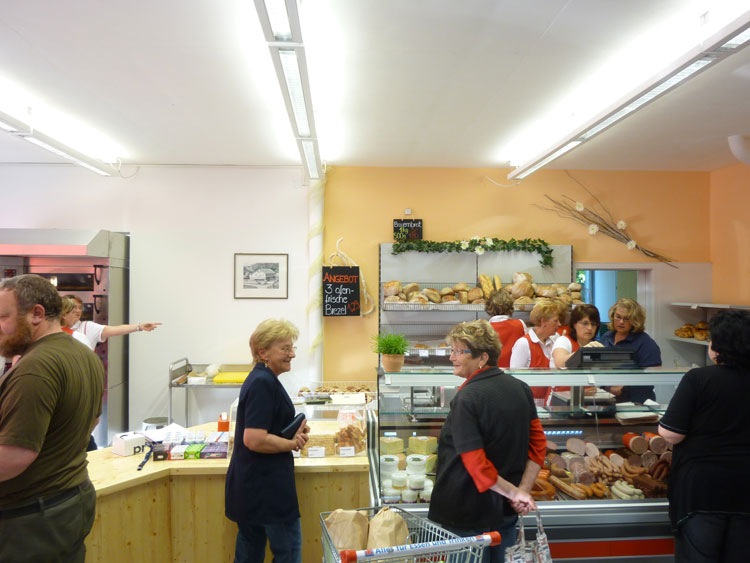 Einkaufen im Dorfladen Gersbach im Schwarzwald