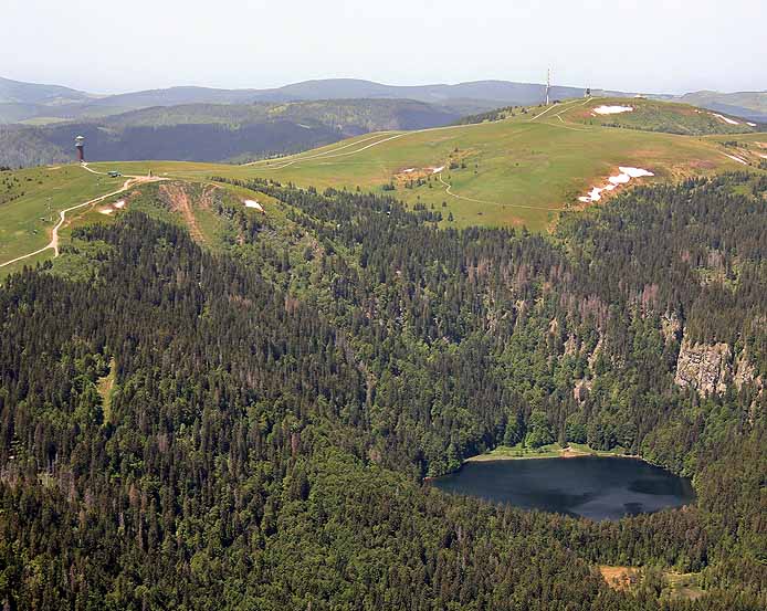 Feldsee am Fu von Feldberg und Seebuck