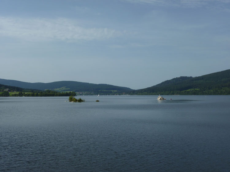 Schluchsee im Schwarzwald: Badesee zum Scwimmen, Seglen, Bootfahren usw.