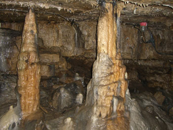 Statlagtiten und Stalagmiten